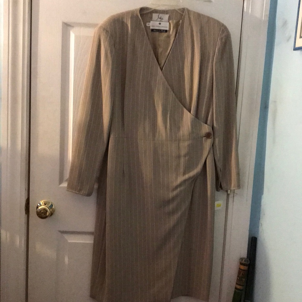Ladies Saks Fifth Avenue Made In Italy Size 14